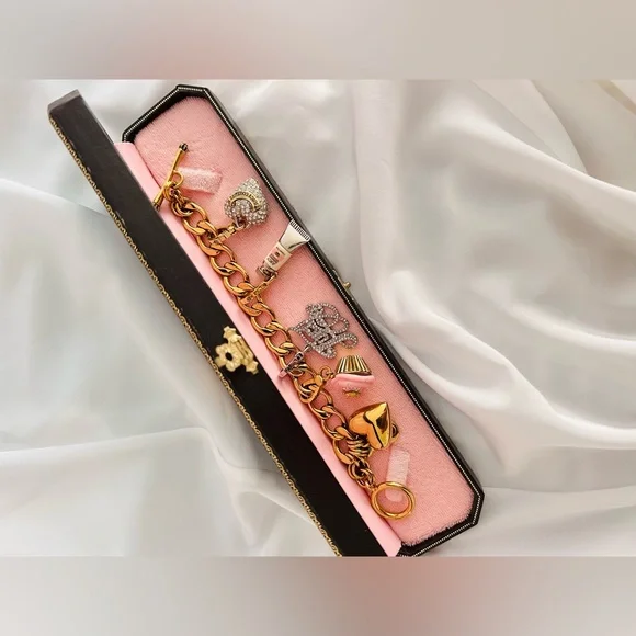 Juicy Couture Vintage  Gold Bracelet with charms - Picture 15 of 16